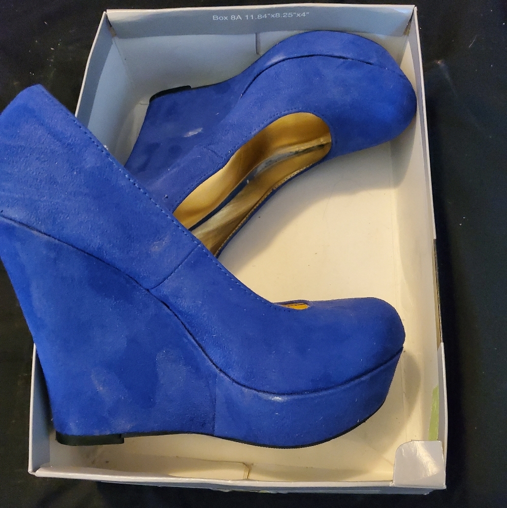 FINAL PRICE Wedge heels suede